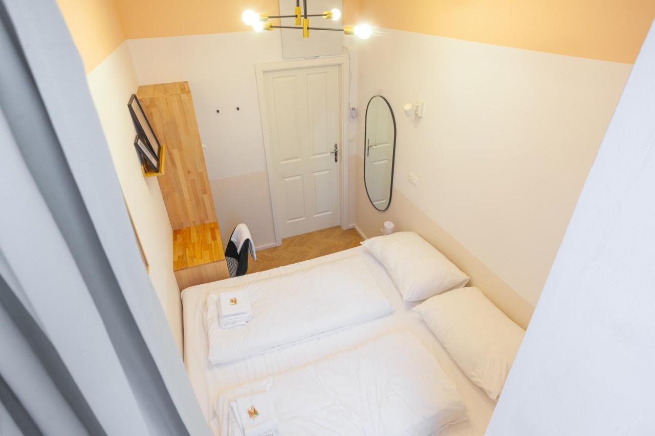Malfatti Room Oasis With Coworking Space Vienna Esterno foto
