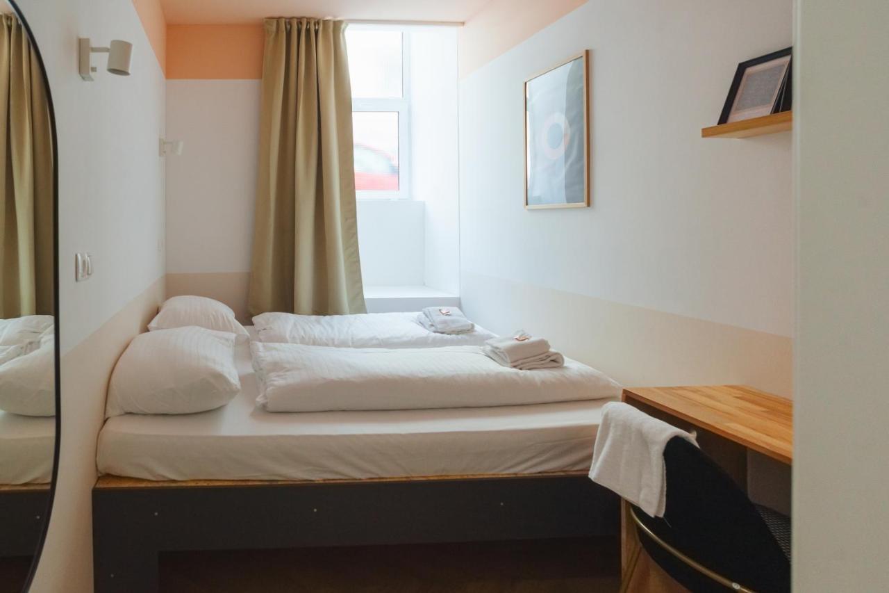 Malfatti Room Oasis With Coworking Space Vienna Esterno foto