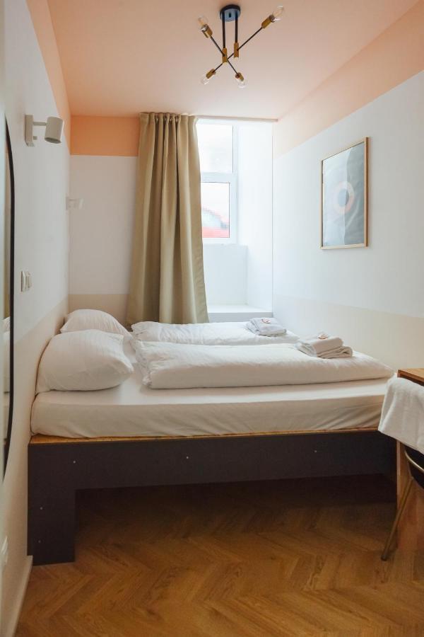 Malfatti Room Oasis With Coworking Space Vienna Esterno foto