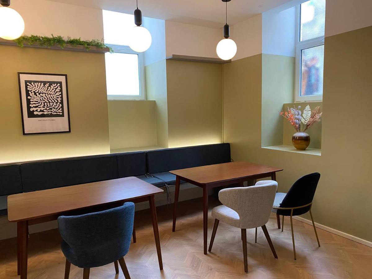 Malfatti Room Oasis With Coworking Space Vienna Esterno foto