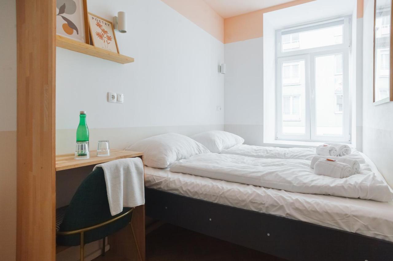 Malfatti Room Oasis With Coworking Space Vienna Esterno foto