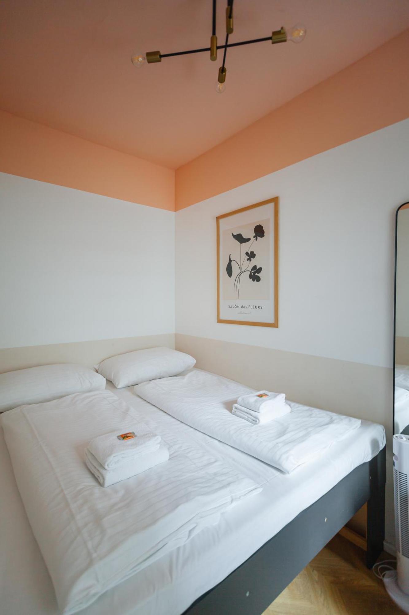 Malfatti Room Oasis With Coworking Space Vienna Esterno foto