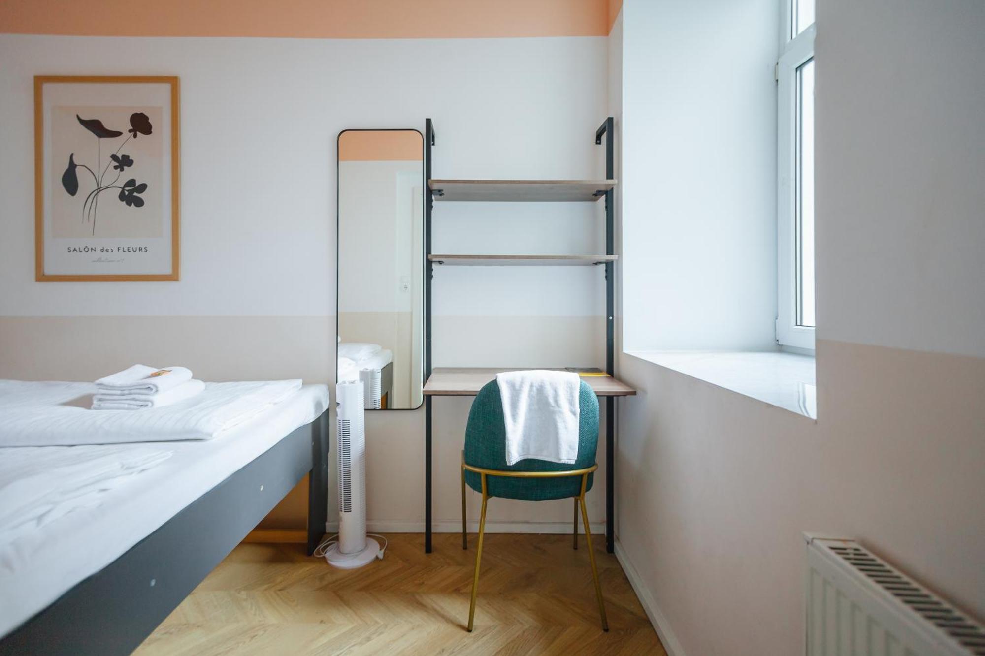 Malfatti Room Oasis With Coworking Space Vienna Esterno foto